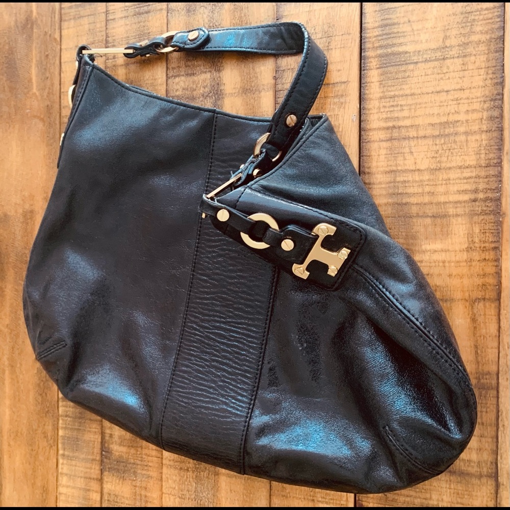 Tory Burch shoulder bag. Good, used condition.